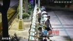 漳州公共自行车试运营频遭破坏 男子在车上撒尿 - 新浪