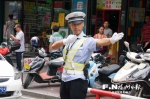 “最美警察”吴东辉：铁面执法 柔情暖心 - 福州新闻网