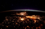 宇航员拍摄欧洲夜景：万家灯火点亮暗夜(图) - 福建新闻