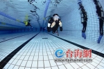 厦大选修潜水课女生多 穿60斤重装备下海体验 - 新浪