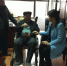 省民族宗教厅 86岁老党员坐着轮椅来厅机关亲手交党费 - 民族宗教局