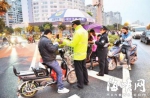 福州：行人电动车违法吃罚单　须在15天内缴罚款 - 福州新闻网