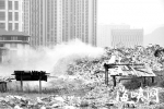 车运垃圾倒公园旁还放火焚烧　热心市民拍照举报 - 福州新闻网