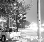 市民反映信号灯出故障　福州交警15分钟赶到抢修 - 福州新闻网