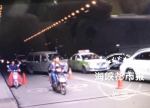 福州：父子骑电动车赶工与大巴相撞 一死一伤 - 新浪