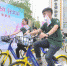 福州有了首个“文明旅游示范社区”　志愿者骑行宣传文明旅游 - 福州新闻网