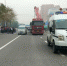 16日上午8时许，晋江世纪大道捷龙盛世路段发生一起惨烈交通事故。 - 新浪