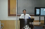 14日上午，海峡（福州）大熊猫研究交流中心举行了新闻发布会，对外公布了“巴斯”离世的消息。 - 新浪