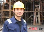 2008年，时任福建省东南造船厂轮机车间主任助理陈文学的工作照 - 福建新闻