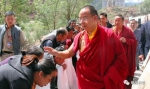 班禅额尔德尼·确吉杰布在西藏日喀则完成系列佛事及社会活动离藏返京 - 佛教在线