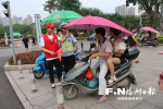长乐街头党员志愿者成美丽风景 - 福州新闻网