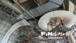 海峡文化艺术中心金属屋面板施工基本完成 - 福州新闻网