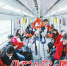 ▲16日，地铁春节迎客第一年，许多人选择乘地铁出行。 - 新浪