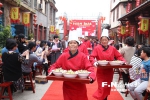 400多名游客永泰品春宴 - 福州新闻网