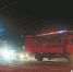 泉州一男一女路口等红绿灯 货车瞬间撞来两人当场死亡 - 新浪