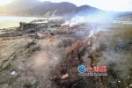 漳州东山县某海滩“自燃” 连大雨都浇不灭 - 新浪