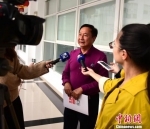 厦门市工业设计协会会长陈全志接受记者采访。供图 - 福建新闻