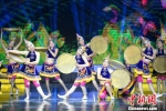 图为《踩茶》舞蹈表演。　吕明 摄 - 福建新闻
