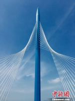 沙洲岛特大桥西溪主桥塔高117米。供图 - 福建新闻