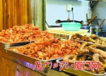 川湘菜式配上厦门卤味，是一些夜宵食客的选择。 - 新浪