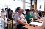 6本次听赏会共吸引了来自福建省、市音乐文学界的专家学者及听众近50人到场聆听。林坚 摄 - 福建新闻