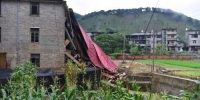 6月22日，福建顺昌岚下乡部分民房因灾受损。张丽君 摄 - 福建新闻