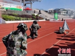 2019年福建省大学生军事技能比武活动在福州举行。　叶秋云 摄 - 福建新闻