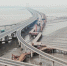 福厦高铁泉州湾跨海大桥海上栈桥贯通 全长约21公里 - 新浪
