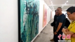 　　《不系之舟向天来——俞晓刚厦门艺术展》23日在厦门开幕。　杨伏山 摄 - 福建新闻