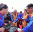 　　10月7日，湄洲祖庙于湄洲岛下山村深澳底设海神祭坛，依循古制以三献九叩、放生之礼海祭妈祖。林春盛摄 - 福建新闻