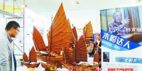 在古厝非遗馆，“木船达人”杨育锥的船模展示 - 新浪