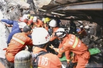 福州26岁消防员搜救群众时牺牲 被批准为烈士 - 新浪