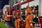 5月18日凌晨，福州市消防救援支队以实战的要求，火速集结120名指战员参加演练。供图 - 福建新闻