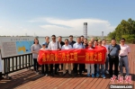 6月11日，在泉台商代表实地走访福建向金门供水工程。　林劲峰 摄 - 福建新闻