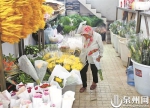 泉州94岁“花婆婆”卖花62年 买花用花有讲究谈起花事如数家珍 - 新浪